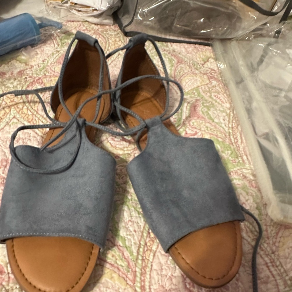 Stylish Women's Blue and Multicolor Sandals - Picture 2 of 6